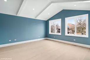 2163 W Windsor Ave, Chicago, IL 60625 - Photo 18