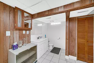 8644 Laramie Ave, Skokie, IL 60077 - Photo 18