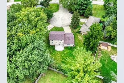 703 Larkfield Circle, Rockford, IL 61107 - Photo 8