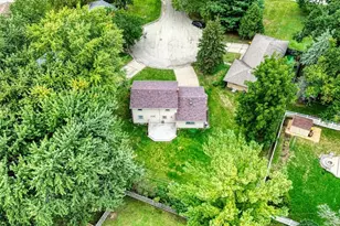 703 Larkfield Cir, Rockford, IL 61107 - Photo 8