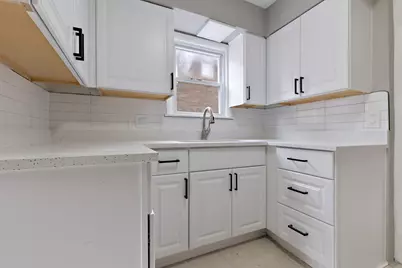 1322 Garrison Avenue, Rockford, IL 61103 - Photo 6