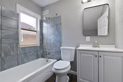 1322 Garrison Avenue, Rockford, IL 61103 - Photo 12