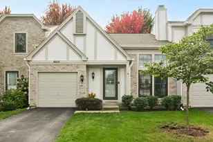 4608 Mumford Dr, Hoffman Estates, IL 60192 - Photo 1