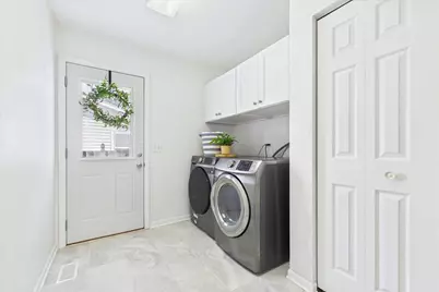 33202 N Woodland Terrace, Grayslake, IL 60030 - Photo 18