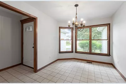 214 S Harrison Street, Geneva, IL 60134 - Photo 4