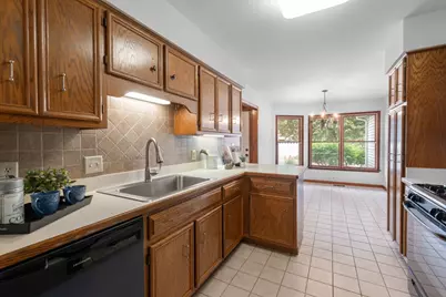 214 S Harrison Street, Geneva, IL 60134 - Photo 6