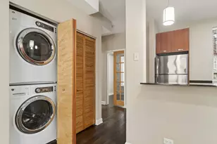 1336 W Estes Ave, Chicago, IL 60626 - Photo 16