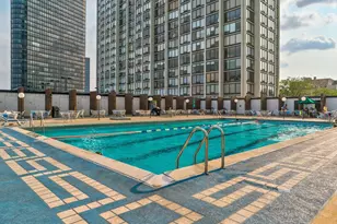 5455 N Sheridan Rd, Chicago, IL 60640 - Photo 26