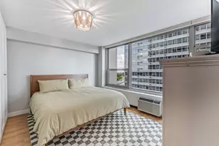 3600 N Lake Shore Dr, Chicago, IL 60613 - Photo 12
