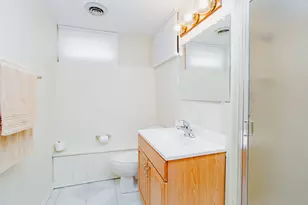 461 E Cherry Hill Dr, Addison, IL 60101 - Photo 20