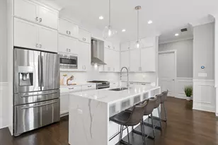 4802 N Bell Ave, Chicago, IL 60625 - Photo 12