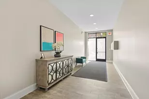 4802 N Bell Ave, Chicago, IL 60625 - Photo 2