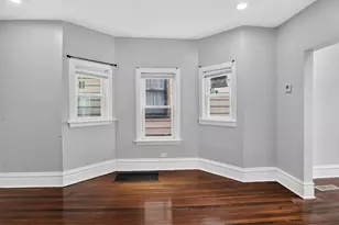 10931 S State St, Chicago, IL 60628 - Photo 8