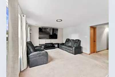 1301 Idabright Drive, Plainfield, IL 60586 - Photo 6