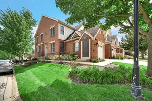 22 Red Tail Dr, Hawthorn Woods, IL 60047 - Photo 1