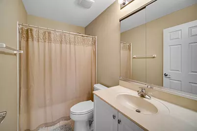 22 Red Tail Drive, Hawthorn Woods, IL 60047 - Photo 20