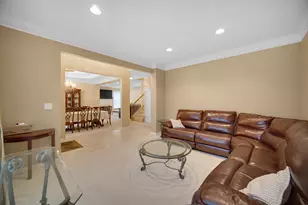 22 Red Tail Dr, Hawthorn Woods, IL 60047 - Photo 6