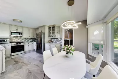 1939 Clover Road, Northbrook, IL 60062 - Photo 10