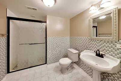 1939 Clover Road, Northbrook, IL 60062 - Photo 26