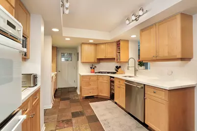 1024 Old Elm Place, Glencoe, IL 60022 - Photo 6