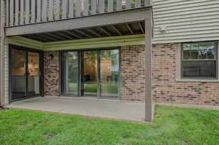 696 Hapsfield Ln, Buffalo Grove, IL 60089 - Photo 28