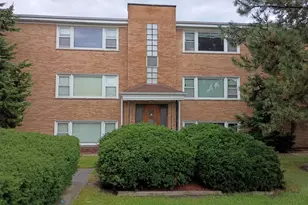 8902 N Wisner St, Niles, IL 60714 - Photo 1