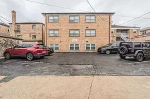 6747 N Olmsted Ave, Chicago, IL 60631 - Photo 8