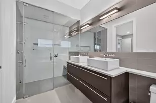 2012 W Shakespeare Ave, Chicago, IL 60647 - Photo 16