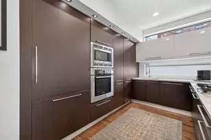 2012 W Shakespeare Ave, Chicago, IL 60647 - Photo 8