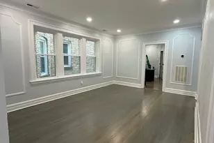 2827 W Lunt Ave, Chicago, IL 60645 - Photo 8