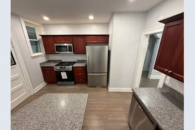 2827 W Lunt Avenue #1, Chicago, IL 60645 - Photo 2