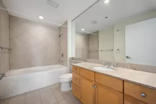 130 N Garland Ct, Chicago, IL 60602 - Photo 20