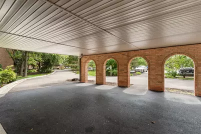 512 Redondo Drive #308, Downers Grove, IL 60516 - Photo 2