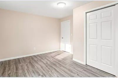 1428 Superior Street, Aurora, IL 60505 - Photo 8