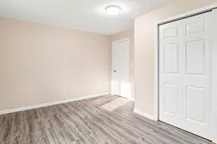 1428 Superior St, Aurora, IL 60505 - Photo 8