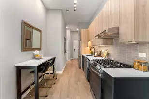 3217 N Clark St, Chicago, IL 60657 - Photo 8