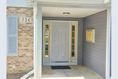356 Woodview Circle #A, Elgin, IL 60120 - Photo 2