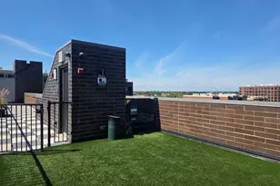 3217 N Clark St, Chicago, IL 60657 - Photo 18