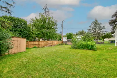 384 S Wolf Road S, Des Plaines, IL 60016 - Photo 30