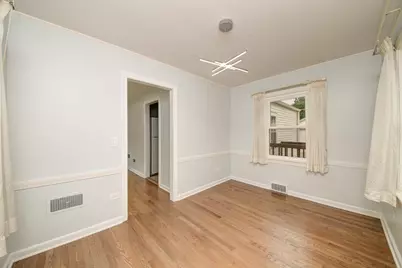 384 S Wolf Road S, Des Plaines, IL 60016 - Photo 8