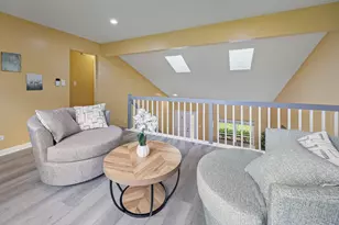 820 N Dexter Ln, Hoffman Estates, IL 60169 - Photo 18
