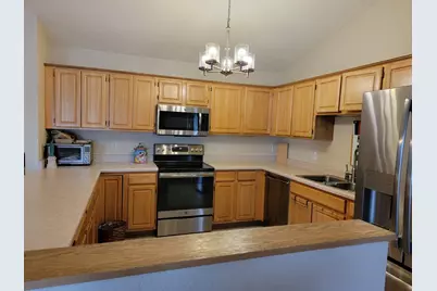 6620 Meadowlands Circle #C-8, Pleasant Prairie, WI 53158 - Photo 10