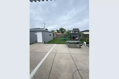 8001 Neenah Avenue, Burbank, IL 60459 - Photo 4