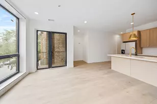 1313 W Taylor St, Chicago, IL 60607 - Photo 4