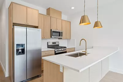 1313 W Taylor Street #2, Chicago, IL 60607 - Photo 2