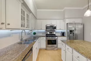 9730 Koch Ct, Orland Park, IL 60467 - Photo 6
