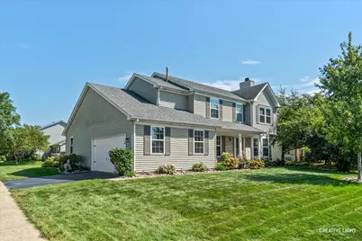 52 Blackberry Trail, Aurora, IL 60506 - Photo 2
