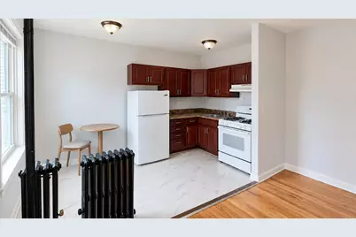 1635 W Morse Avenue #209, Chicago, IL 60626 - Photo 4