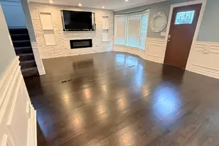 5901 N Nagle Ave, Chicago, IL 60646 - Photo 2