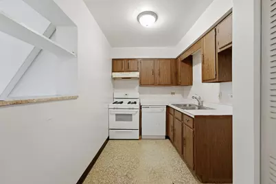 6600 S Brainard Avenue #212, Countryside, IL 60525 - Photo 12